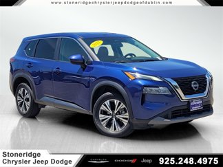 Used 2023 Nissan Rogue SV image 1