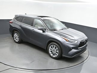 Used 2021 Toyota Highlander Limited image 1