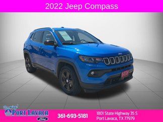 Used 2022 Jeep Compass Latitude image 1