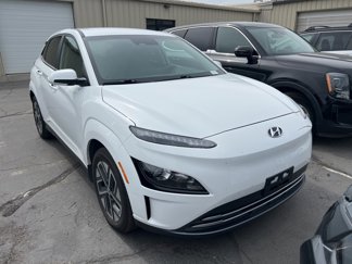Used 2023 Hyundai Kona SE image 1