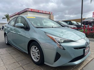 Used 2018 Toyota Prius Three image 1