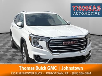 Used 2022 GMC Terrain SLT w/ Tech Package image 1