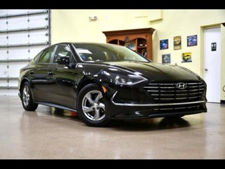 Used 2022 Hyundai Sonata SE image 1