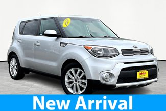 Used 2018 Kia Soul + image 1