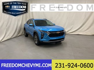 New 2025 Chevrolet Trax LT image 1