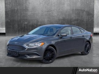 Used 2017 Ford Fusion SE w/ Fusion SE Technology Package image 1