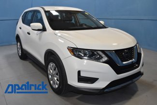 Used 2020 Nissan Rogue S image 1