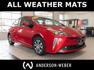 Used 2020 Toyota Prius LE image 1