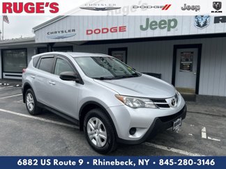 Used 2015 Toyota RAV4 LE image 1