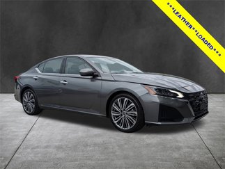 Used 2023 Nissan Altima 2.5 SL image 1