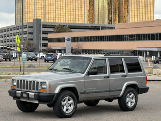 Used 2000 Jeep Cherokee Sport image 1