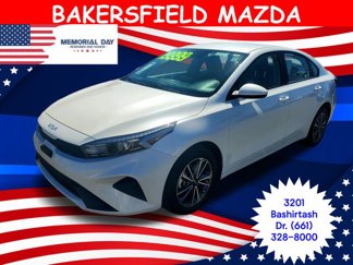 Used 2024 Kia Forte LXS image 1