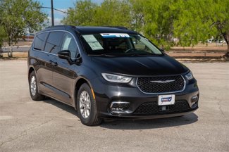 Used 2022 Chrysler Pacifica Touring-L image 1