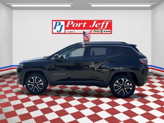 Used 2022 Jeep Compass Limited image 1