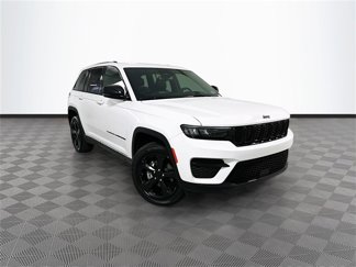 Certified 2023 Jeep Grand Cherokee Altitude image 1