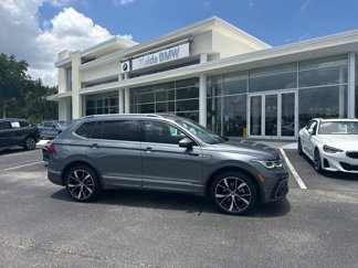 Used 2022 Volkswagen Tiguan SEL R-Line image 1