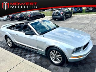 Used 2005 Ford Mustang Premium image 1