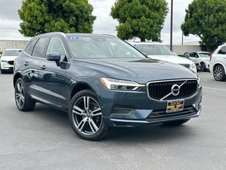Used 2018 Volvo XC60 T5 Momentum w/ Convenience Package image 1
