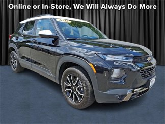 Used 2023 Chevrolet TrailBlazer ACTIV w/ Sun and Liftgate Package image 1