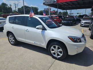 Used 2014 Toyota RAV4 EV image 1