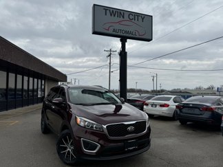 Used 2017 Kia Sorento LX image 1