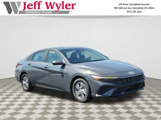 New 2025 Hyundai Elantra SE image 1