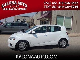 Used 2020 Chevrolet Sonic LT image 1