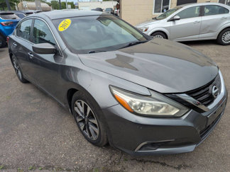 Used 2017 Nissan Altima 2.5 SV image 1