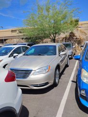 Used 2014 Chrysler 200 LX image 1