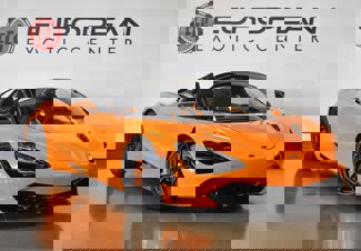 Used 2022 McLaren 720S Performance image 1