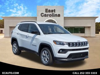 New 2025 Jeep Compass Latitude image 1