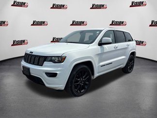Used 2020 Jeep Grand Cherokee Altitude image 1