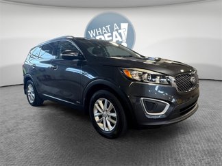Used 2018 Kia Sorento LX image 1