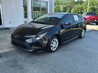 Used 2024 Toyota Corolla LE image 1