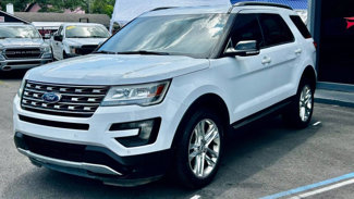 Used 2016 Ford Explorer XLT w/ Equipment Group 202A image 1