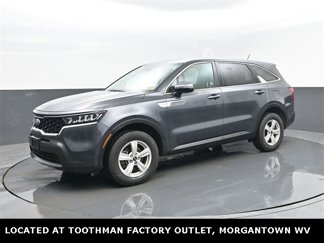 Used 2021 Kia Sorento LX image 1