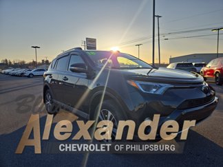 Used 2018 Toyota RAV4 XLE image 1