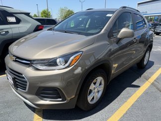 Used 2022 Chevrolet Trax LT w/ LT Convenience Package image 1
