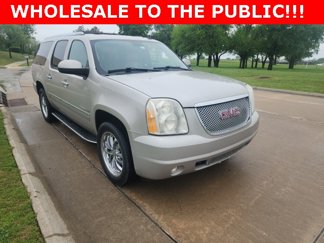 Used 2009 GMC Yukon XL Denali image 1