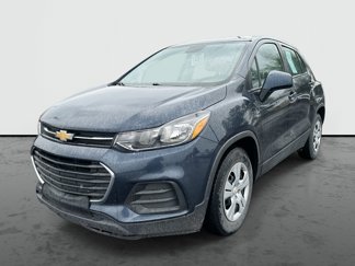 Used 2019 Chevrolet Trax LS w/ LPO, Cargo Package image 1