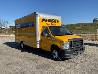 Used 2022 Ford E-350 and Econoline 350 Super Duty image 1