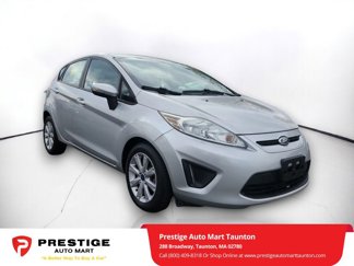 Used 2013 Ford Fiesta SE image 1