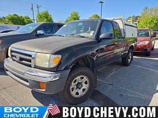 Used 2000 Toyota Tacoma 4x4 Xtracab image 1