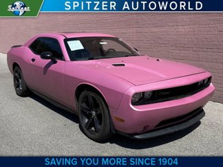 Used 2014 Dodge Challenger SXT image 1