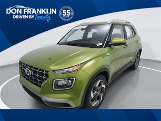 Used 2023 Hyundai Venue SEL image 1