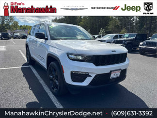 Certified 2023 Jeep Grand Cherokee Limited w/ Black Appearance Package image 1