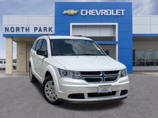 Used 2020 Dodge Journey SE w/ SE Popular Equipment Group image 1