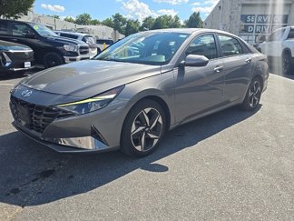 Used 2022 Hyundai Elantra SEL w/ Convenience + Premium Package image 1