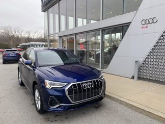 Used 2024 Audi Q3 2.0T Premium w/ Convenience Package image 1