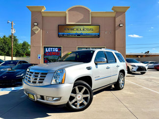 Used 2011 Cadillac Escalade Premium image 1